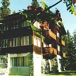 Suveran 1 Apartment *