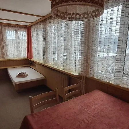 Suveran 1 * Arosa